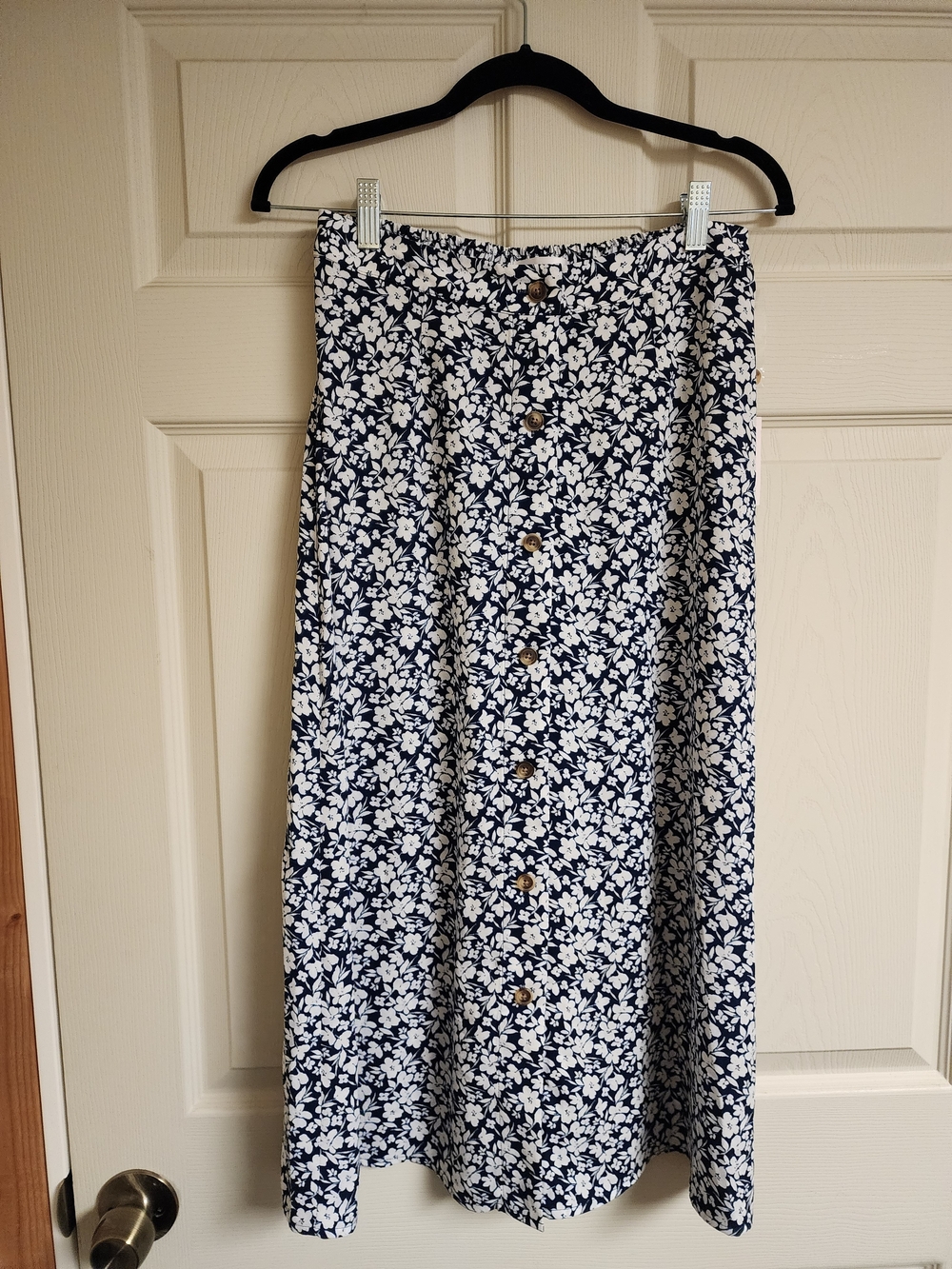 LC Lauren Conrad Navy and White Floral Button-Front Maxi Skirt